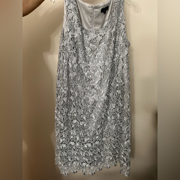 Tahari by Arthur & Levine classy dress sz 18 - Picture 3 of 11